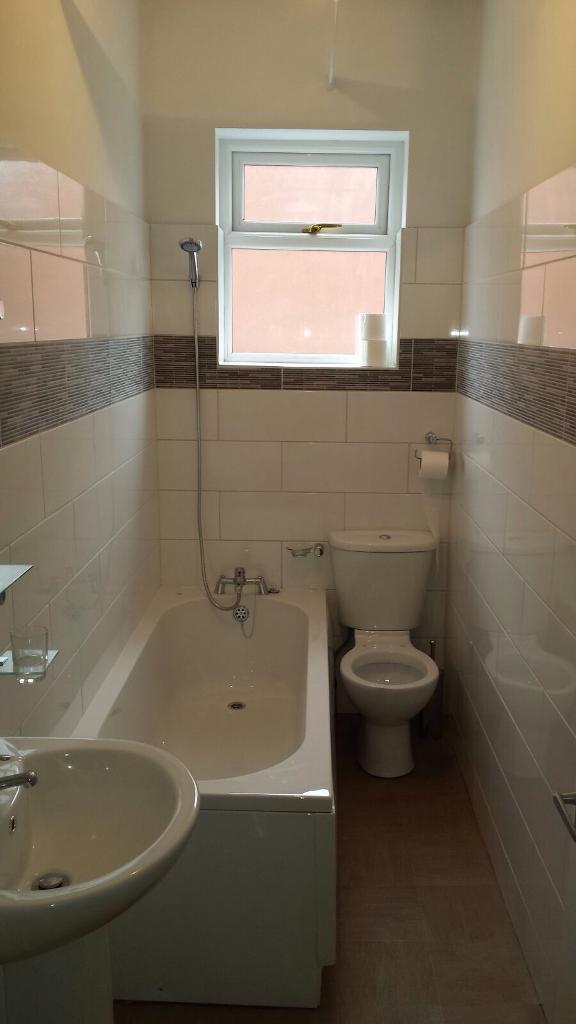 3 Bedroom End Terraced For Sale in Leamington Street, Rochdale